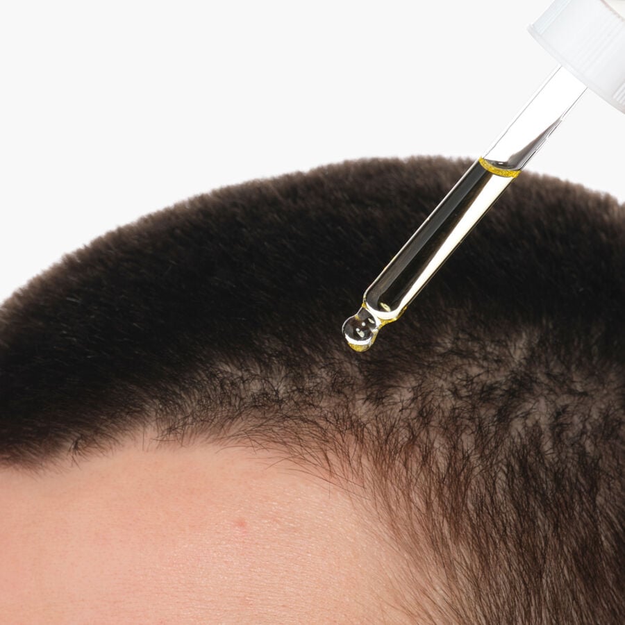 100-cold-pressed-virgin-marula-oil-a4 FY25-D41247-ORD-Web-PDP-100-Marula-Oil-1x1-EN-4e.jpg